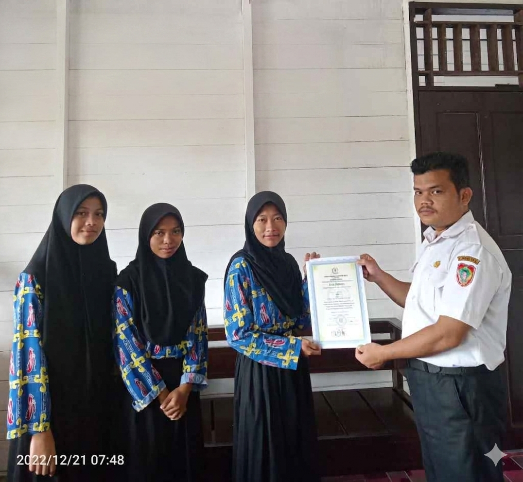 Juara 1 Musabaqah Fahmil Qur'an Putri Tingkat Kabupaten Tahun 2022